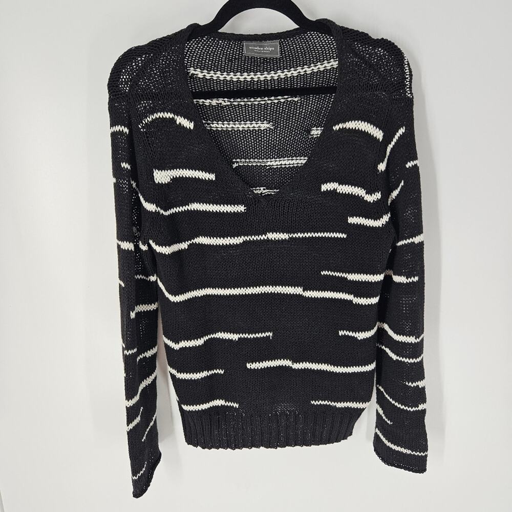 Wooden Ships Black White V Neck Sweater S
